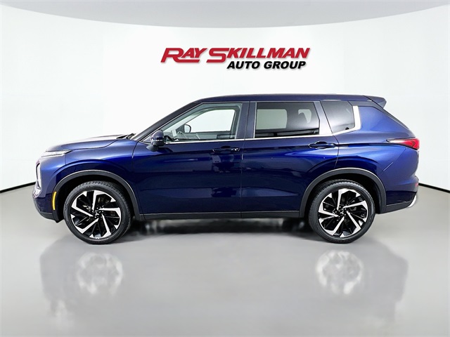 2024 Mitsubishi Outlander SE photo 4