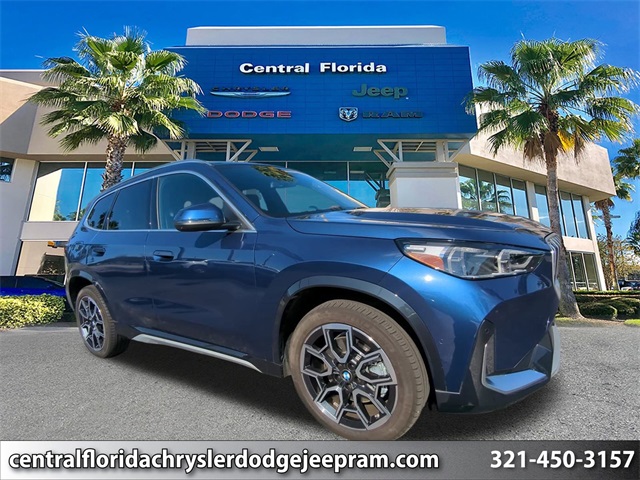 2025 BMW X1 28i's photo