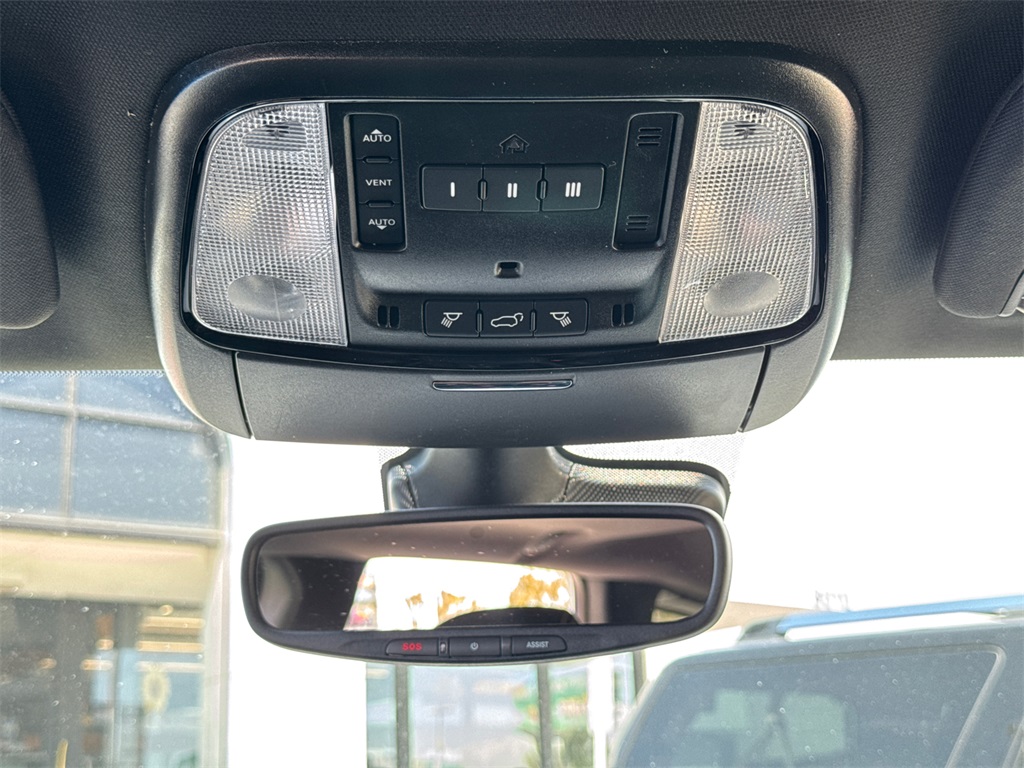 2025 Dodge Durango R/T Plus photo 24