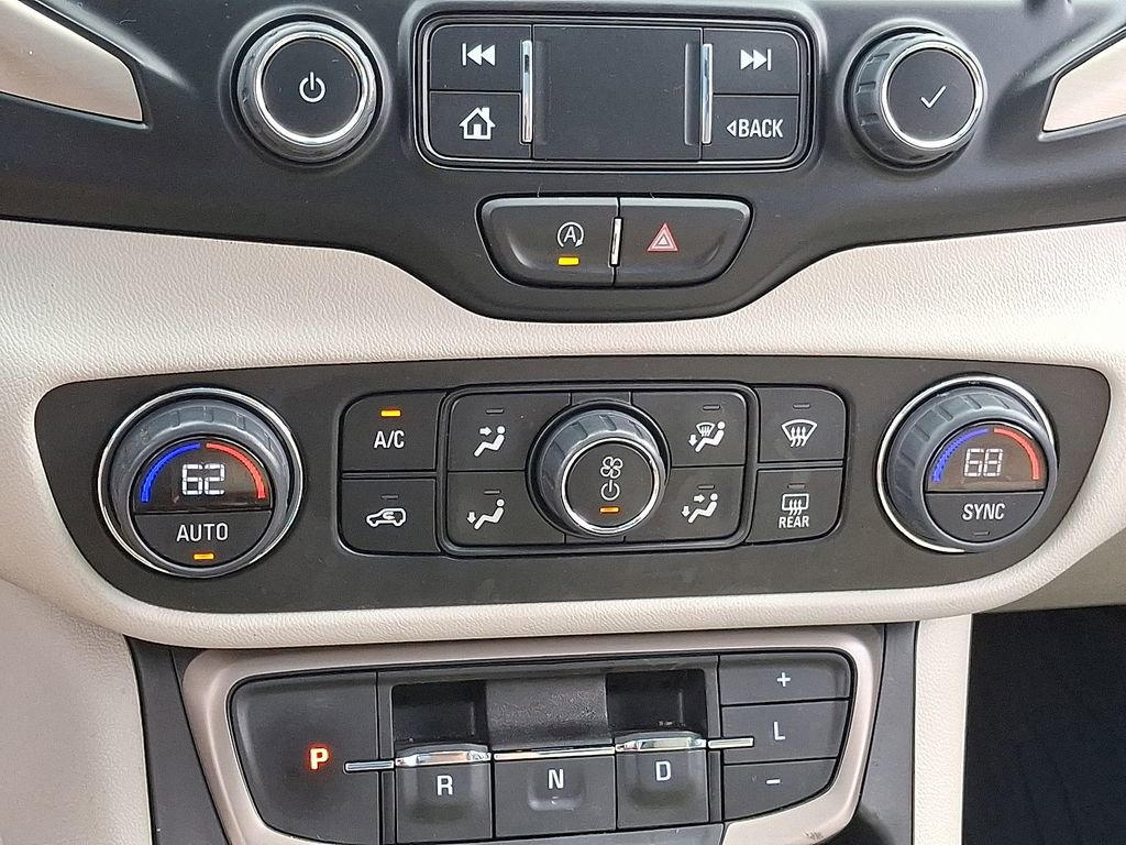 2024 Gmc Terrain Denali photo 16
