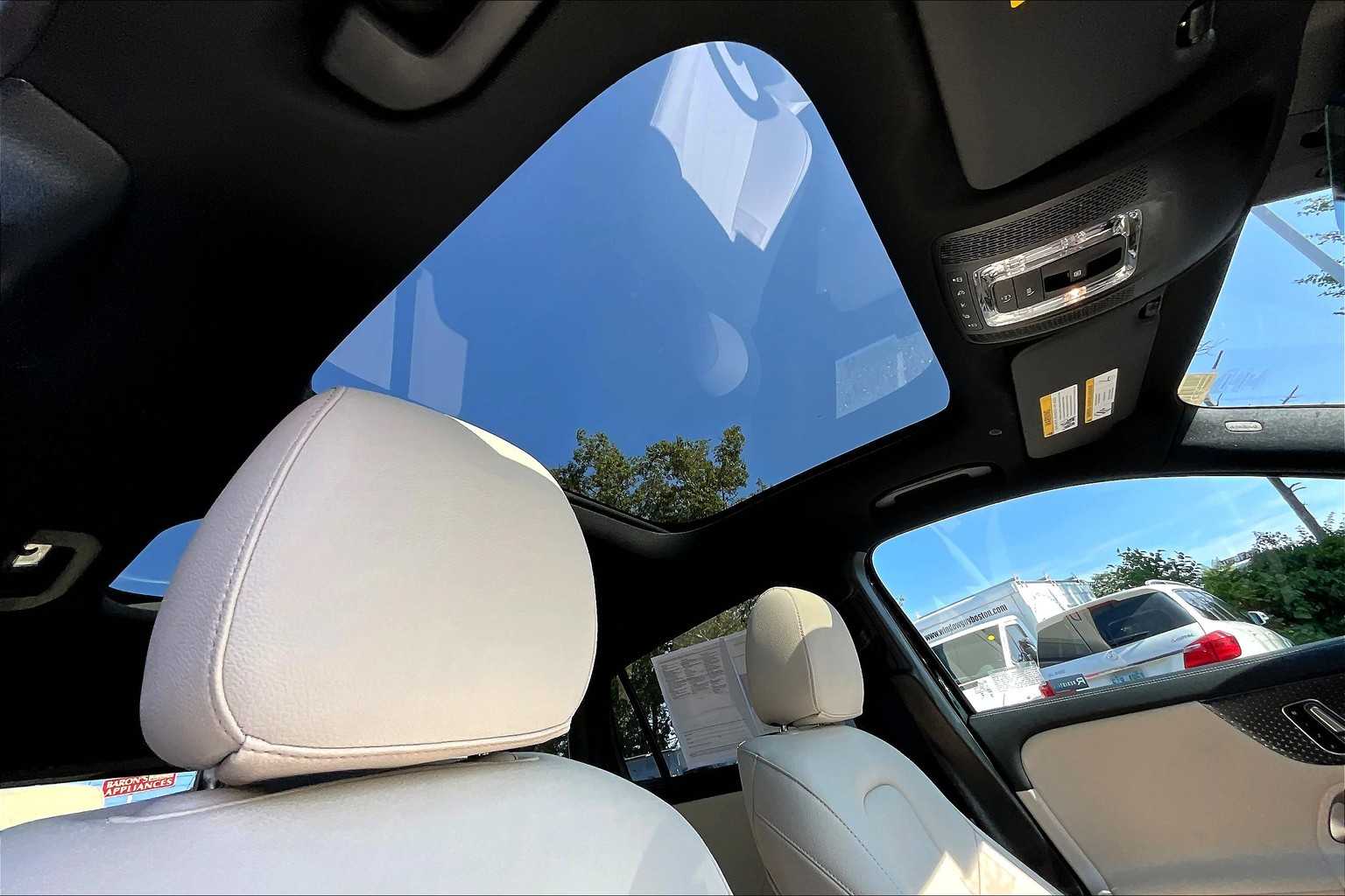 2025 Mercedes Benz GLA 250 4MATIC photo 12