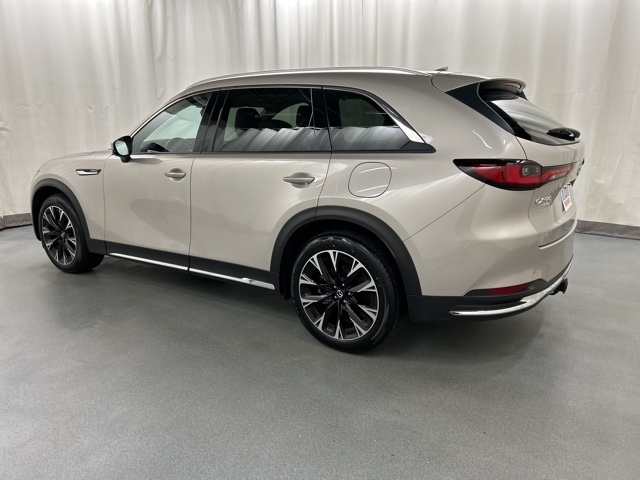 2024 Mazda CX-90 Premium Plus photo 3