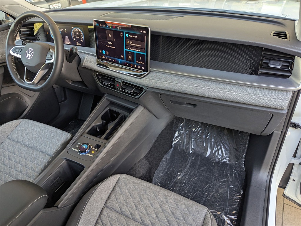 2025 Volkswagen Tiguan S photo 19