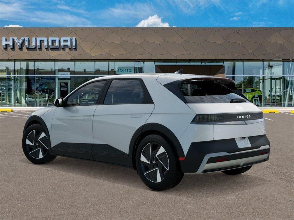 2026 Hyundai Ioniq 5 SEL photo 3