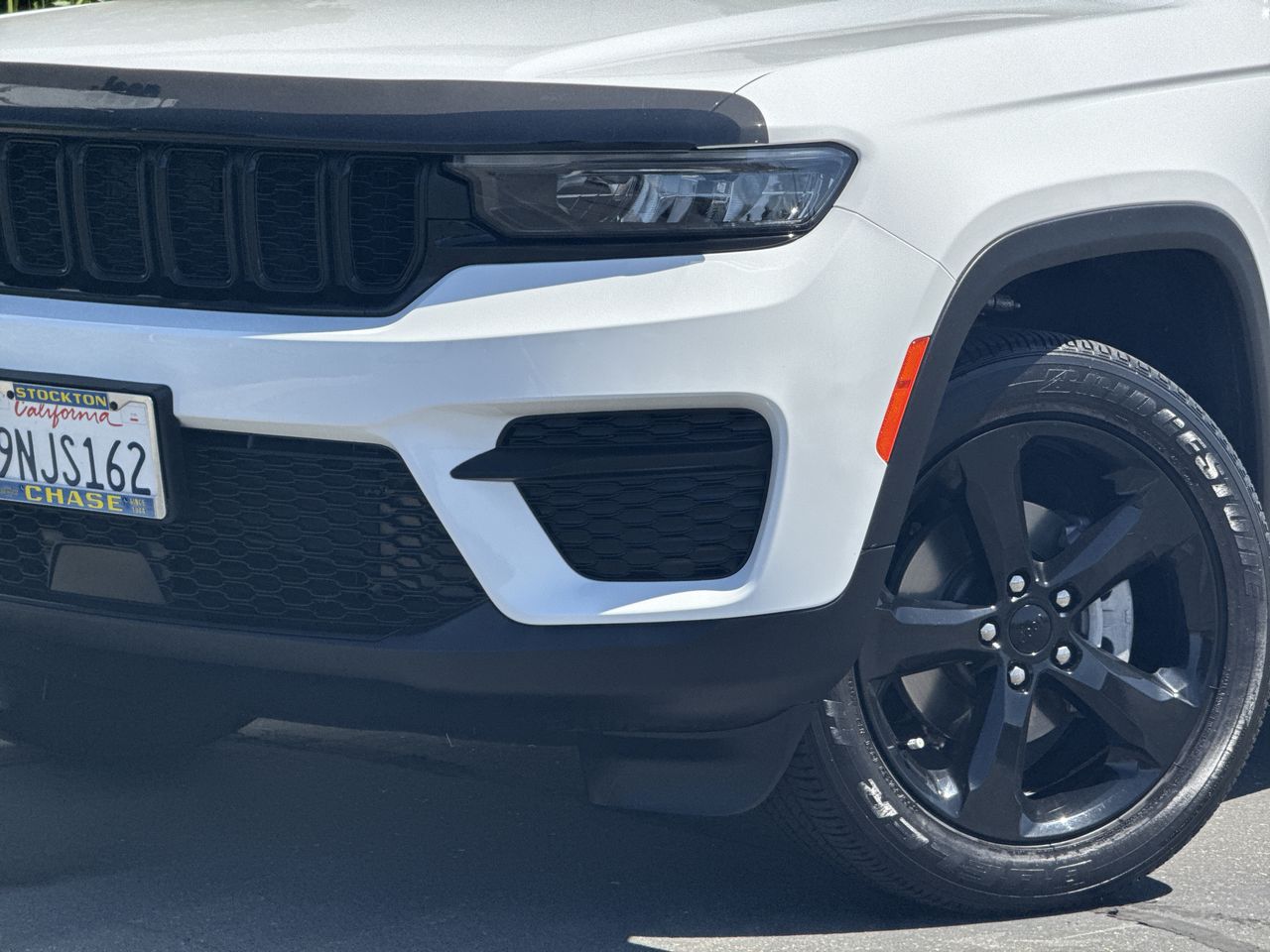 2023 Jeep Grand Cherokee Altitude photo 38