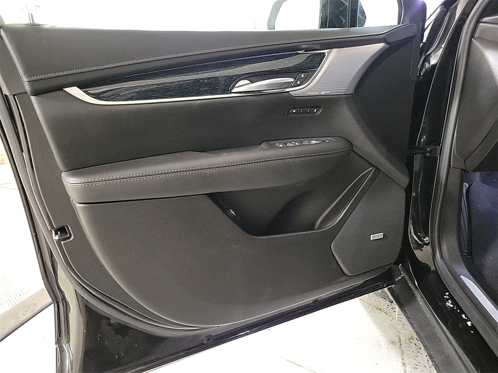 2025 CADILLAC XT5 - Image 23