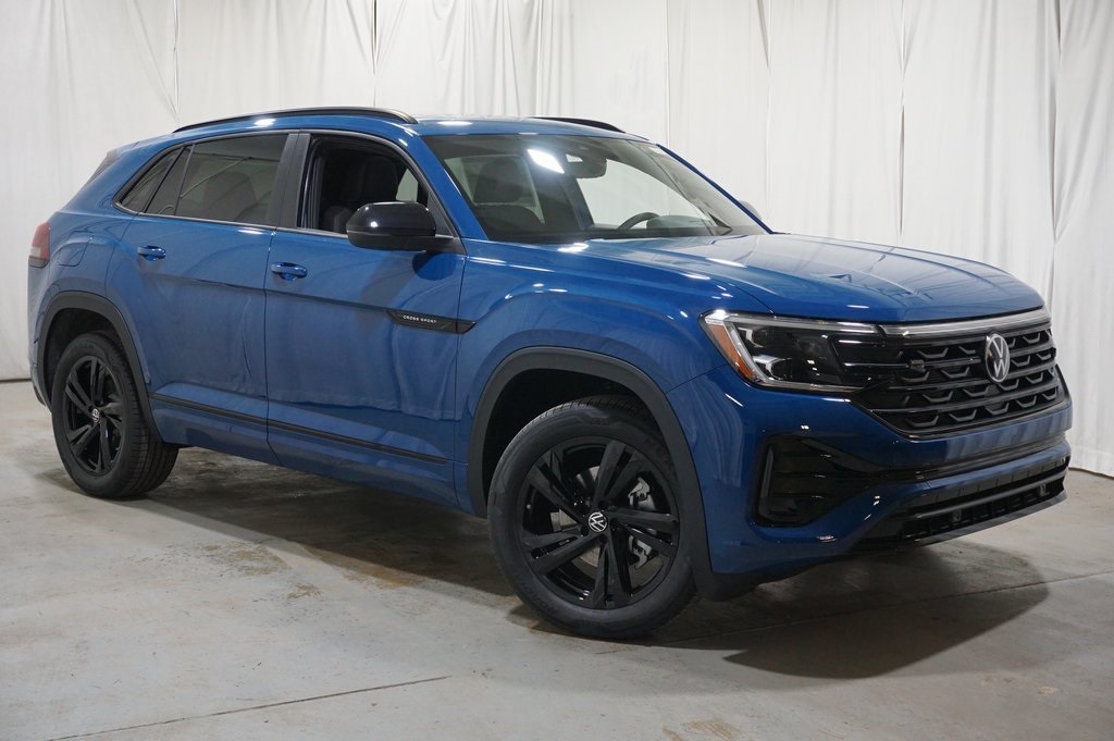 2025 Volkswagen Atlas Cross Sport SEL R-Line photo 2