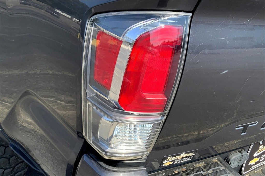 2021 Toyota Tacoma SR5 4x4 Long Bed photo 28