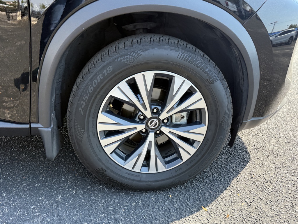 2021 Nissan Rogue SV photo 28