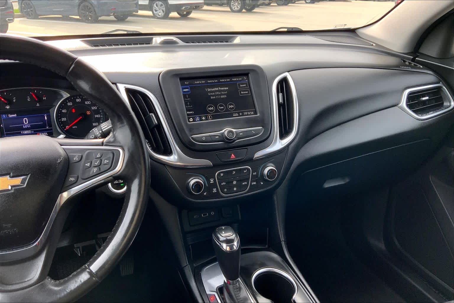 2019 Chevrolet Equinox LT photo 4