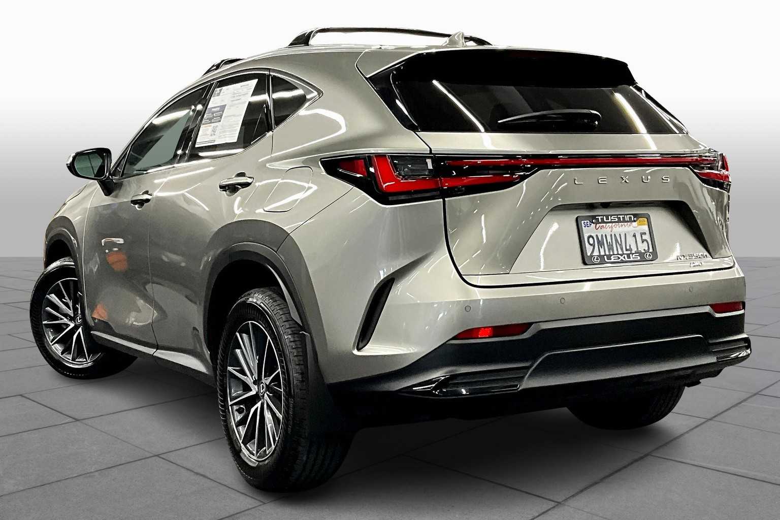 2025 Lexus NX Premium AWD photo 10