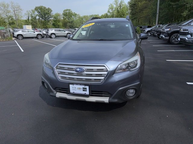 2015 Subaru Outback 2.5i Limited photo 2