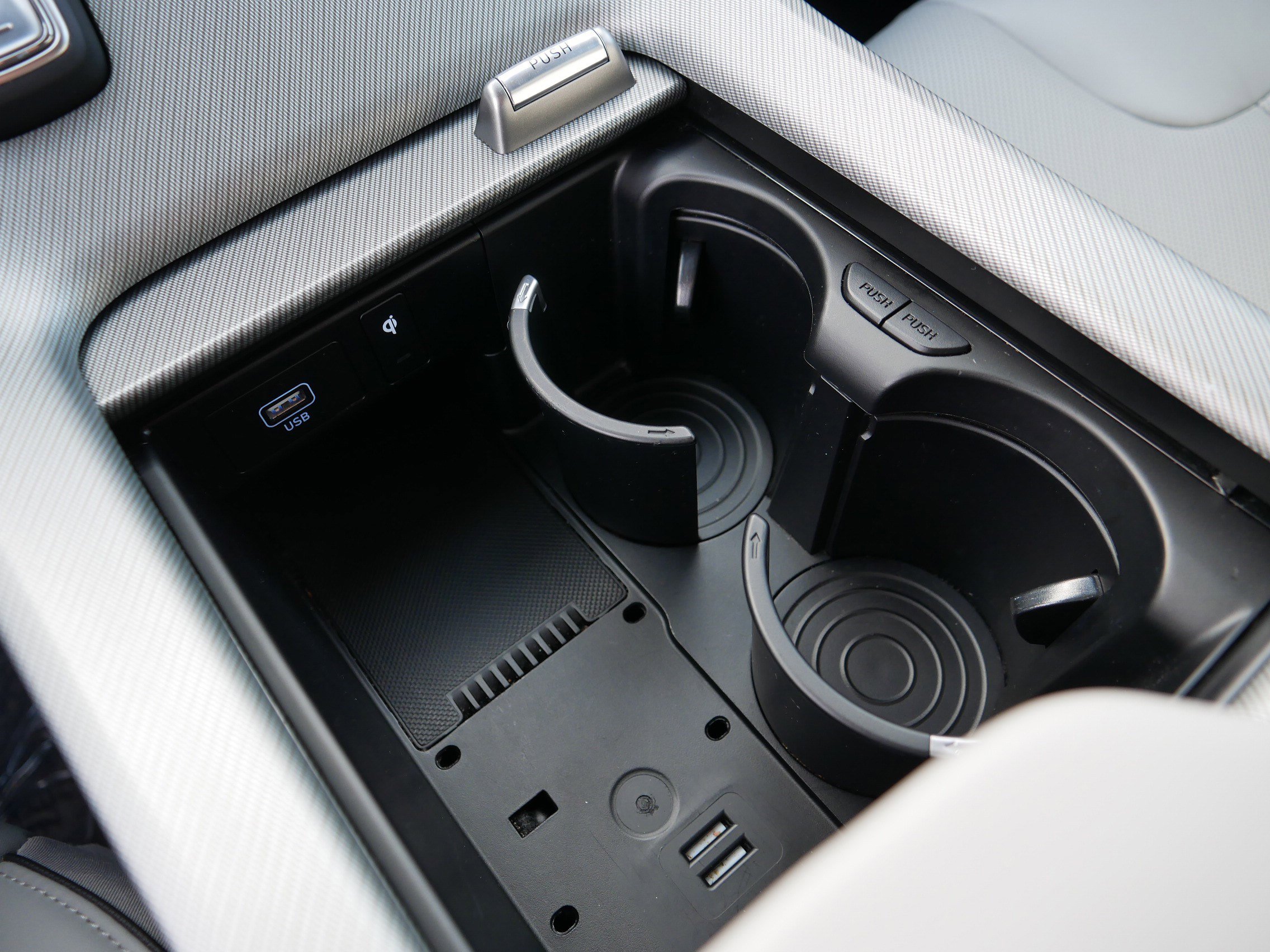 2025 Hyundai Palisade SEL photo 32