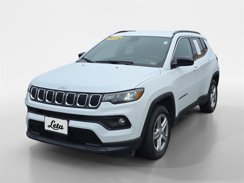 2024 Jeep Compass Latitude photo 4