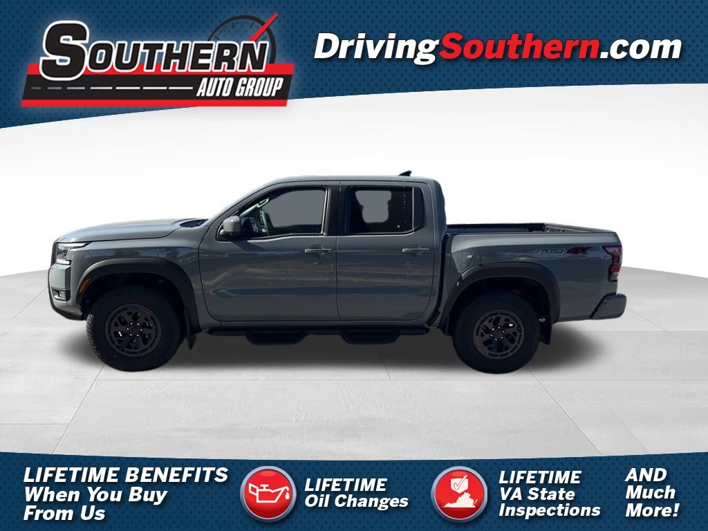 2025 Nissan Frontier PRO-4X's photo