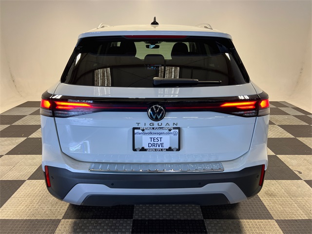 2025 Volkswagen Tiguan S photo 4