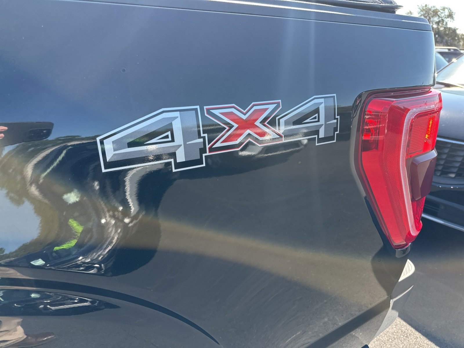 2022 Ford F-150 XLT photo 4