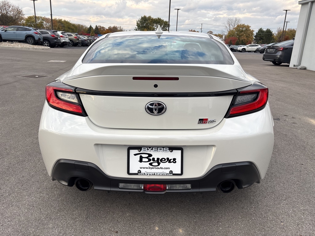 2023 Toyota GR86 Premium photo 4