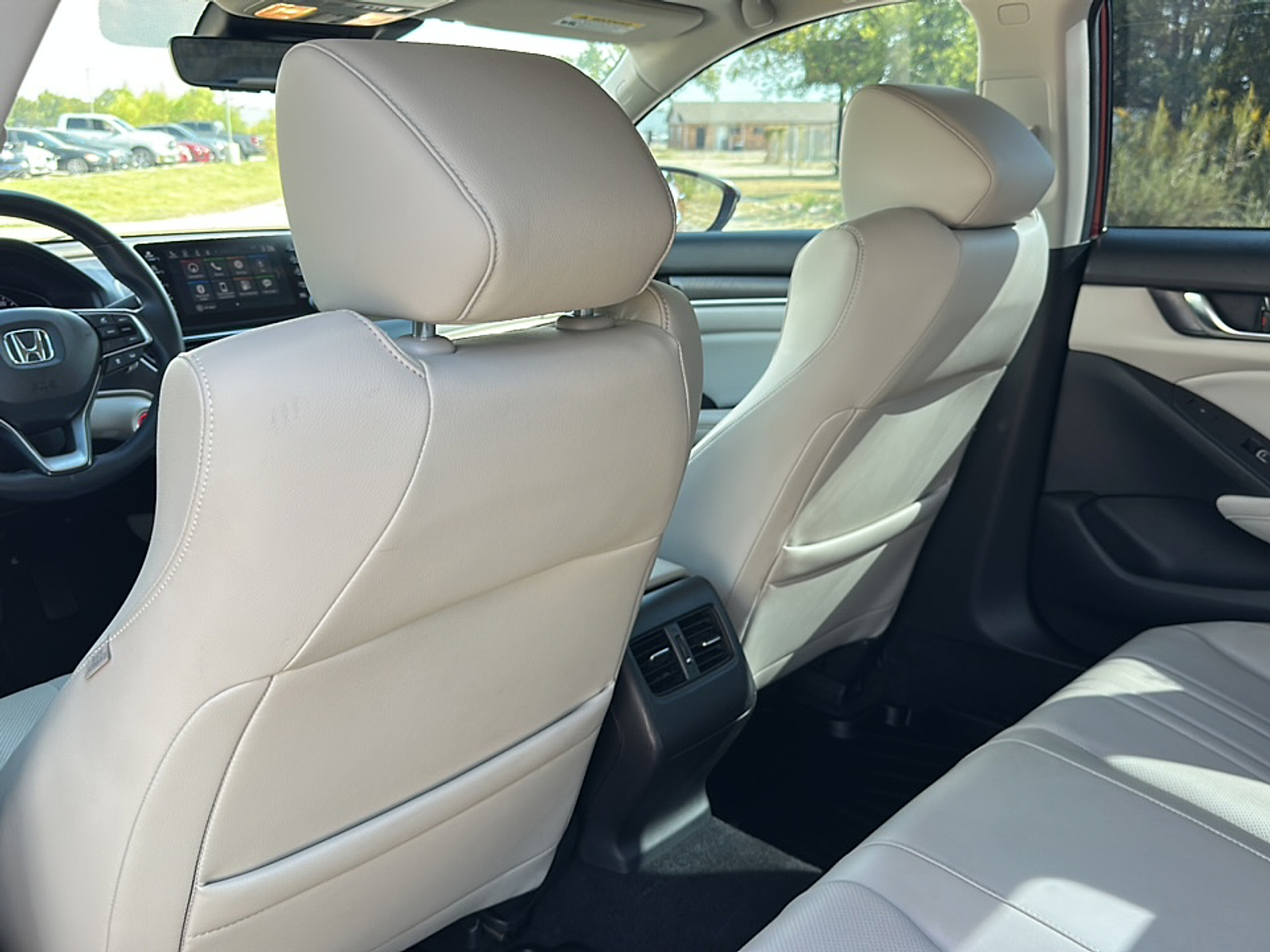 2018 Honda Accord Touring photo 5