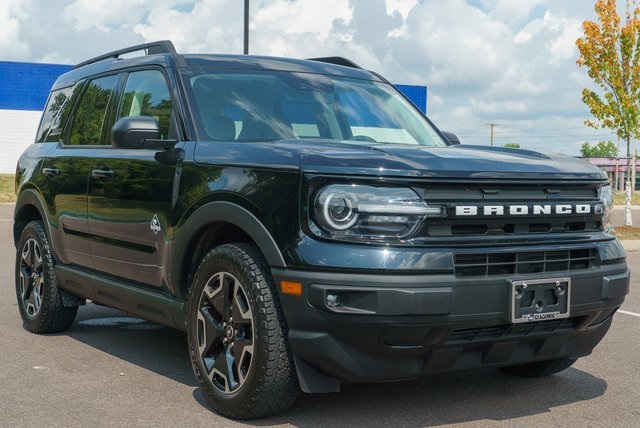 2021 Ford Bronco Sport Outer Banks photo 3
