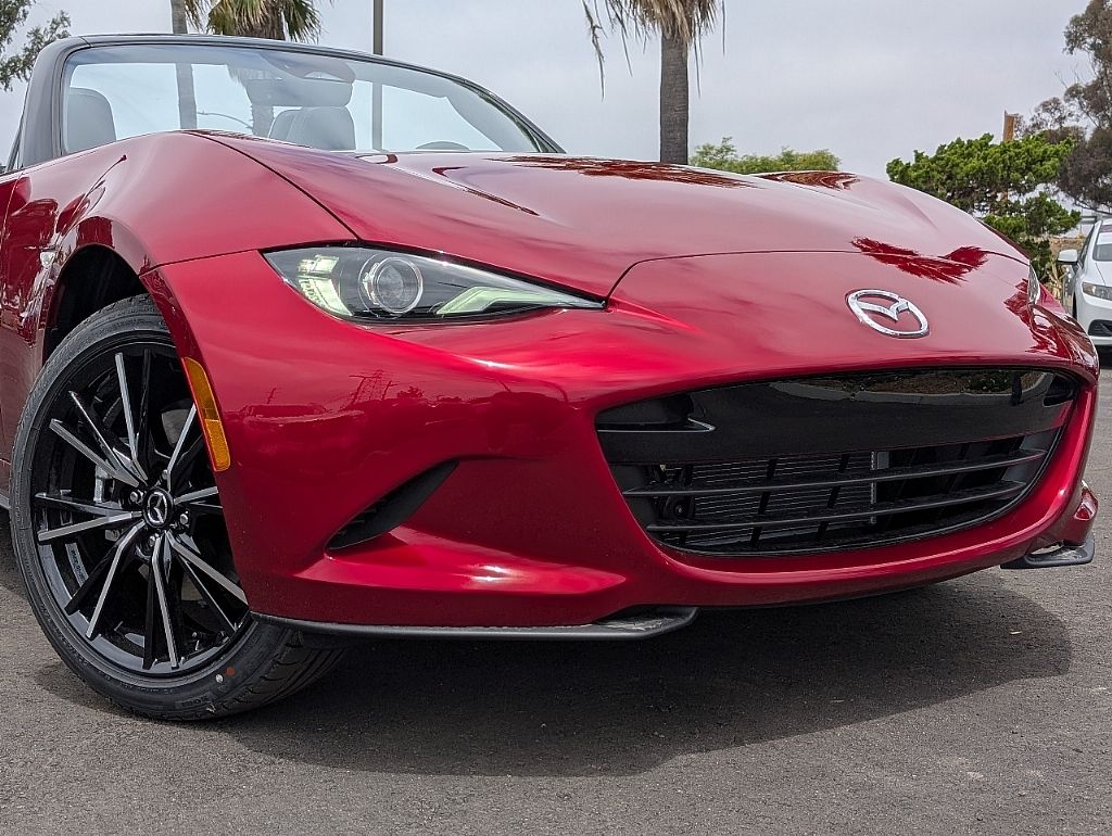2025 Mazda MX-5 Miata Miata Grand Touring photo 4