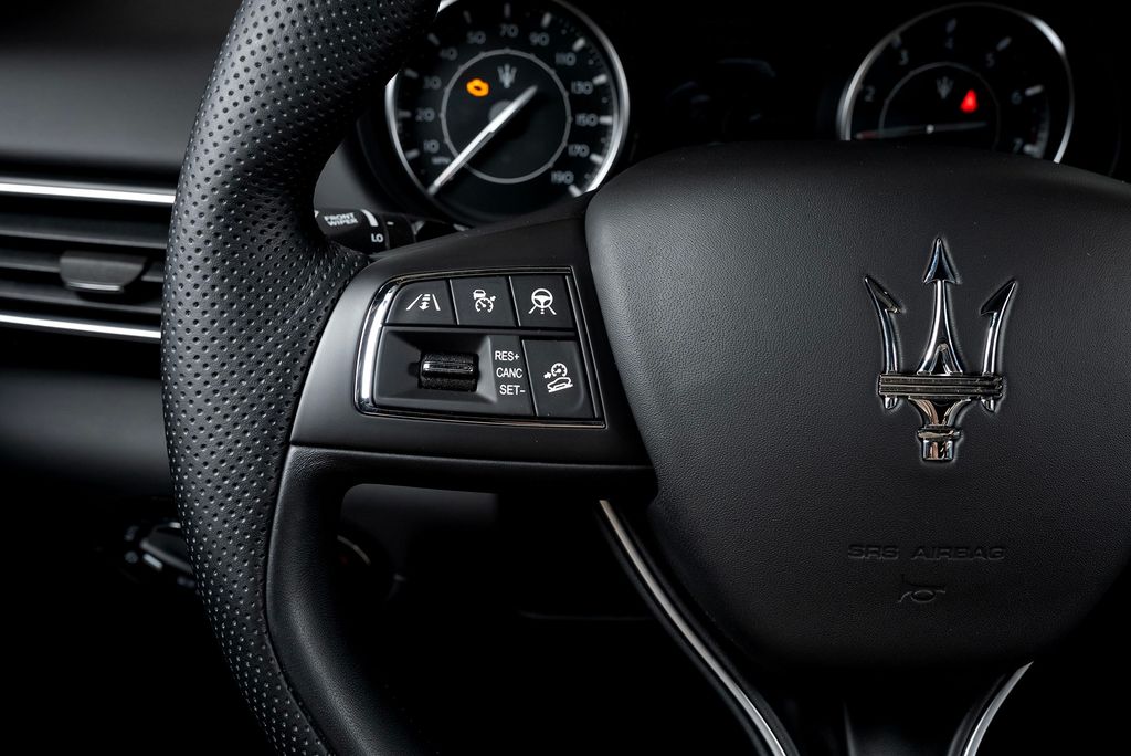 2022 Maserati Levante GT photo 34