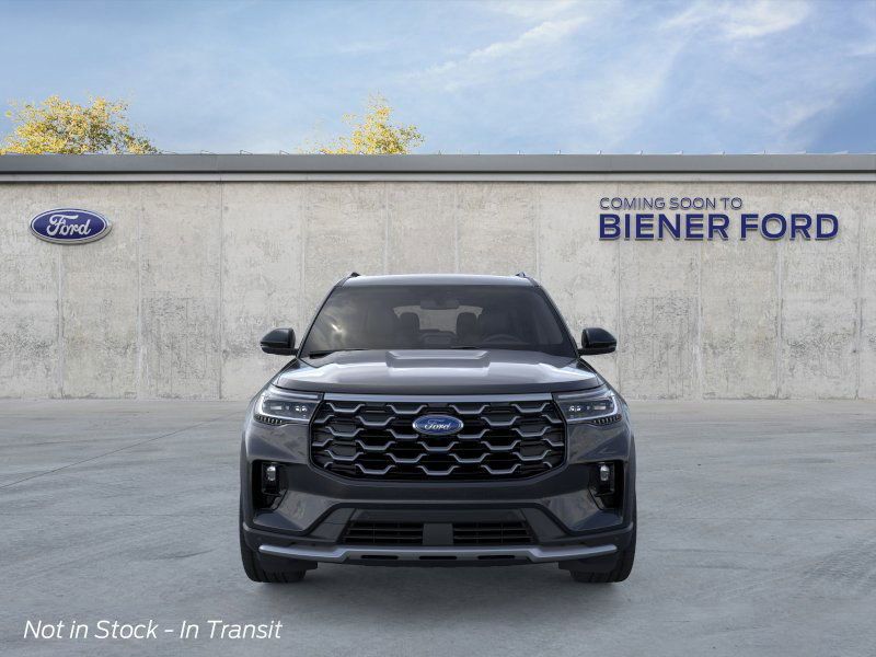 2025 Ford Explorer Platinum photo 3