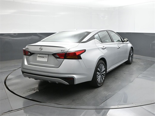 2024 Nissan Altima 2.5 SV photo 7