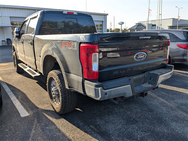 2019 Ford F-350 photo 2