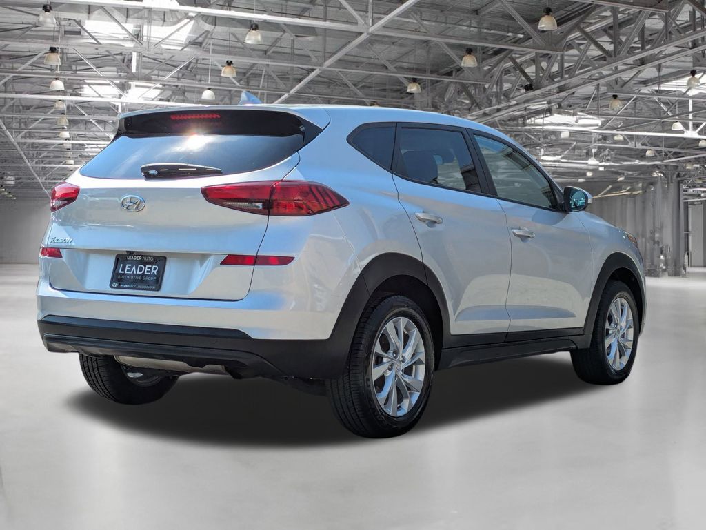 2019 Hyundai Tucson SE photo 2