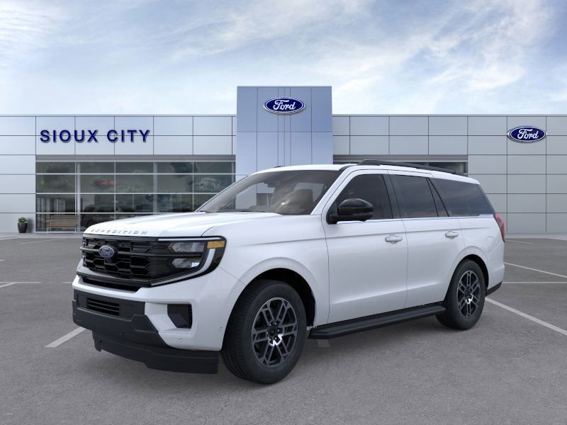 2025 Ford Expedition Active's photo