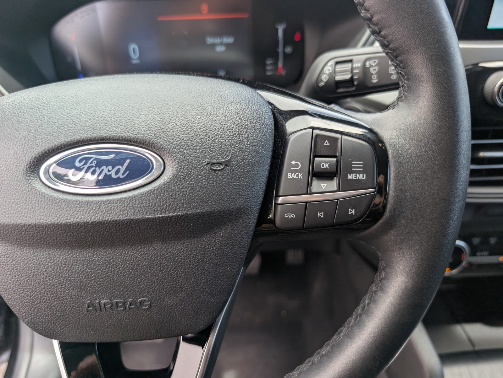 Used 2024 BLACK Ford Active image 17