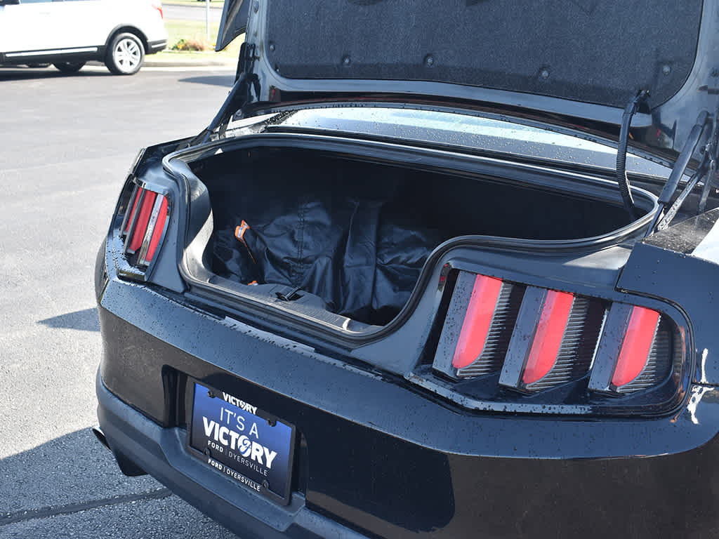 2012 Ford Mustang GT Premium photo 23