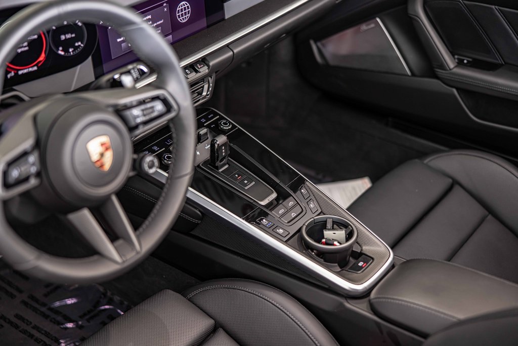 2025 PORSCHE 911 - Image 21