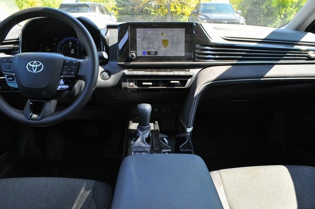 2025 Toyota Camry LE photo 16