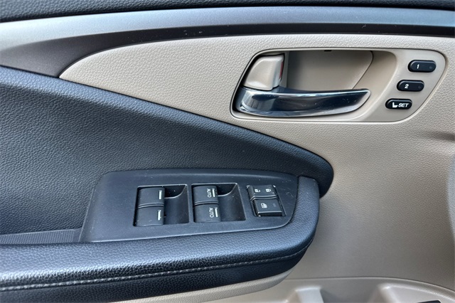 2020 Honda Pilot EX-L photo 11