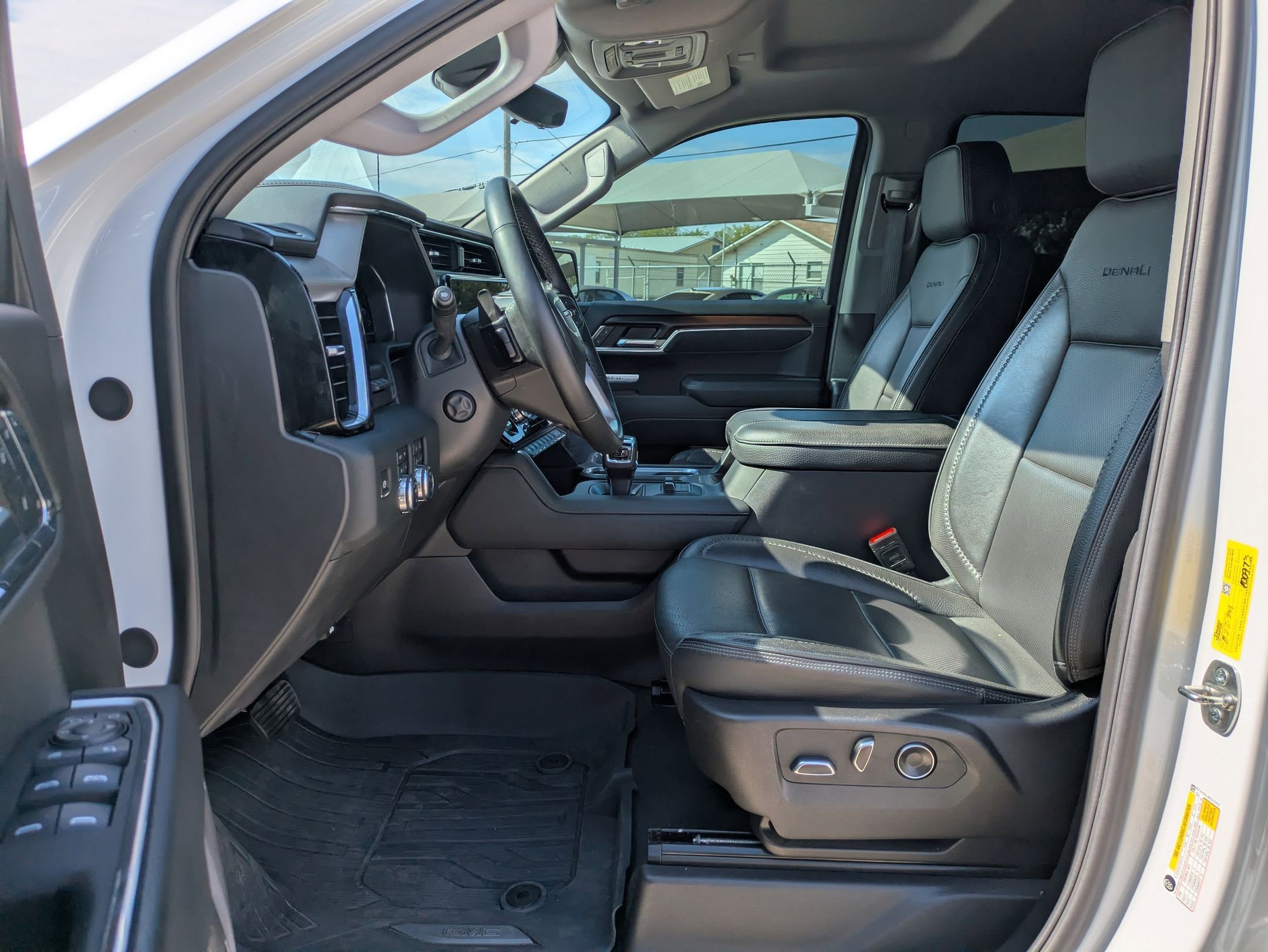 2024 Gmc Sierra 1500 Denali photo 9
