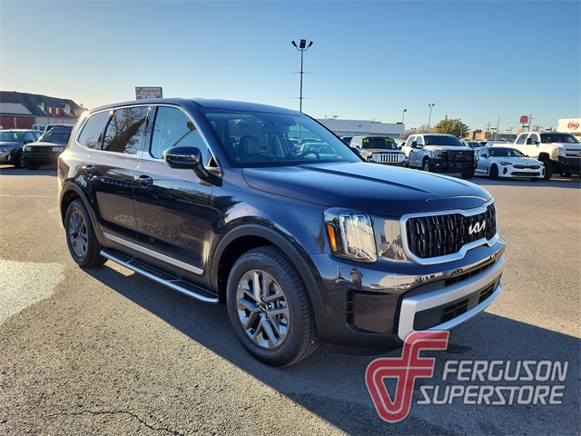 2025 Kia Telluride LX's photo