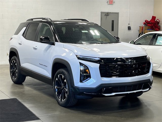 2026 Chevrolet Equinox RS photo 3