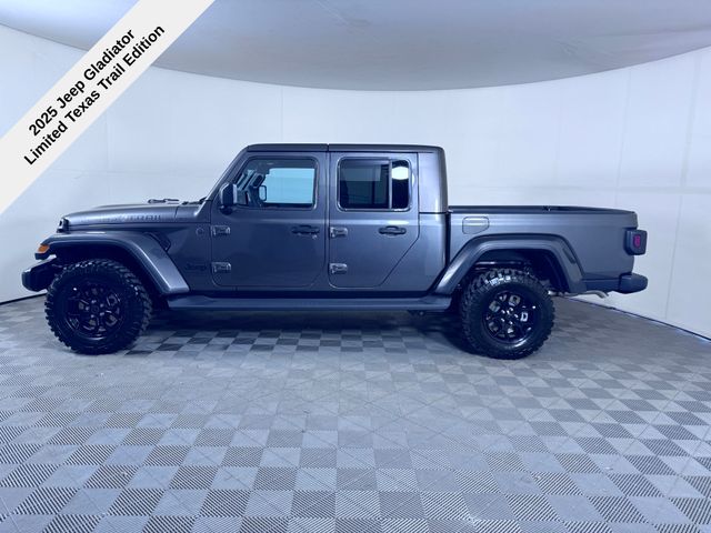 2025 Jeep Gladiator Sport Texas Trail photo 2