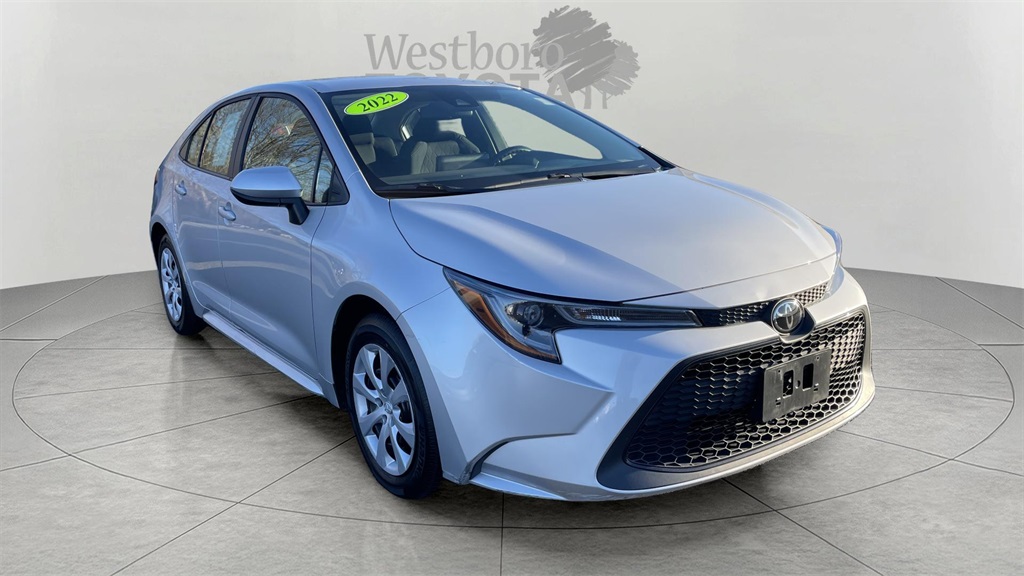 2022 Toyota Corolla LE's photo