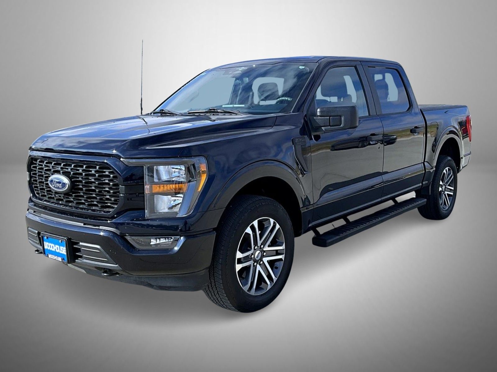 2023 Ford F-150 XL's photo