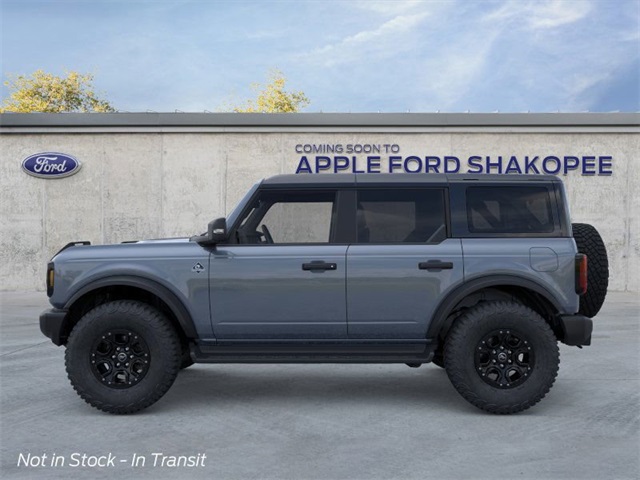 2025 Ford Bronco Outer Banks photo 3