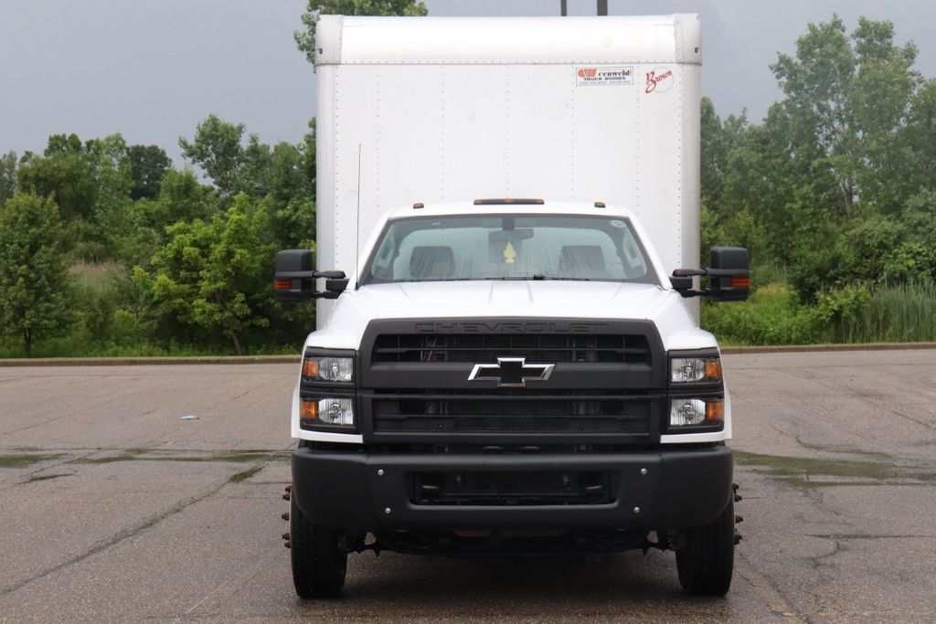 2022 Chevrolet Silverado 4500HD Work Truck photo 2