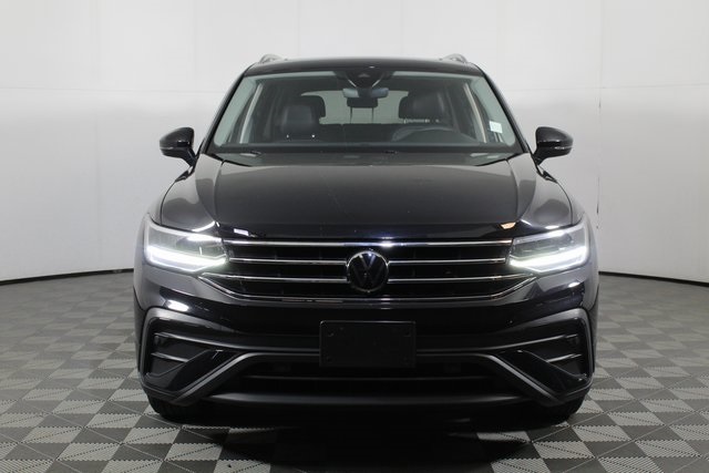 2022 Volkswagen Tiguan SE photo 2