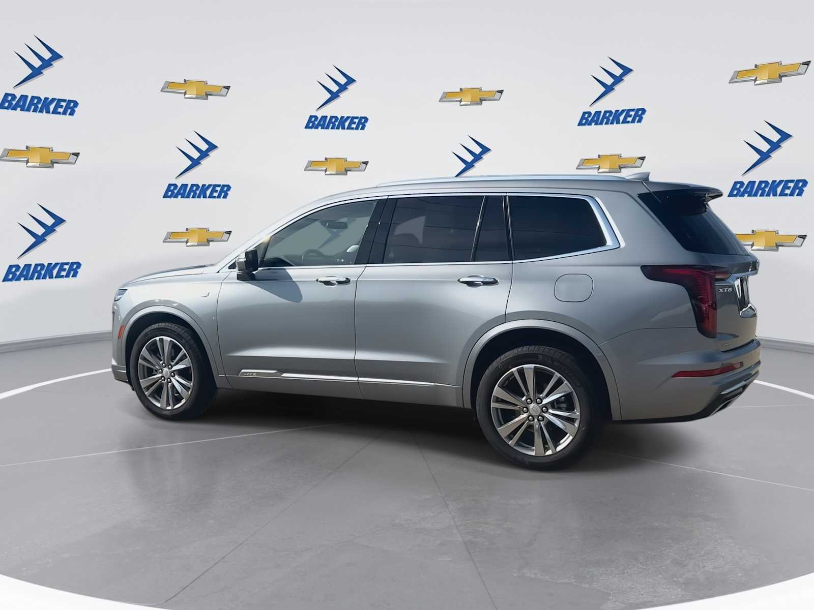 2025 Cadillac XT6 Premium Luxury photo 5