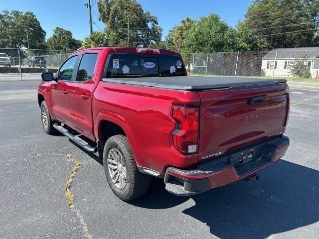 2023 Chevrolet Colorado LT photo 3