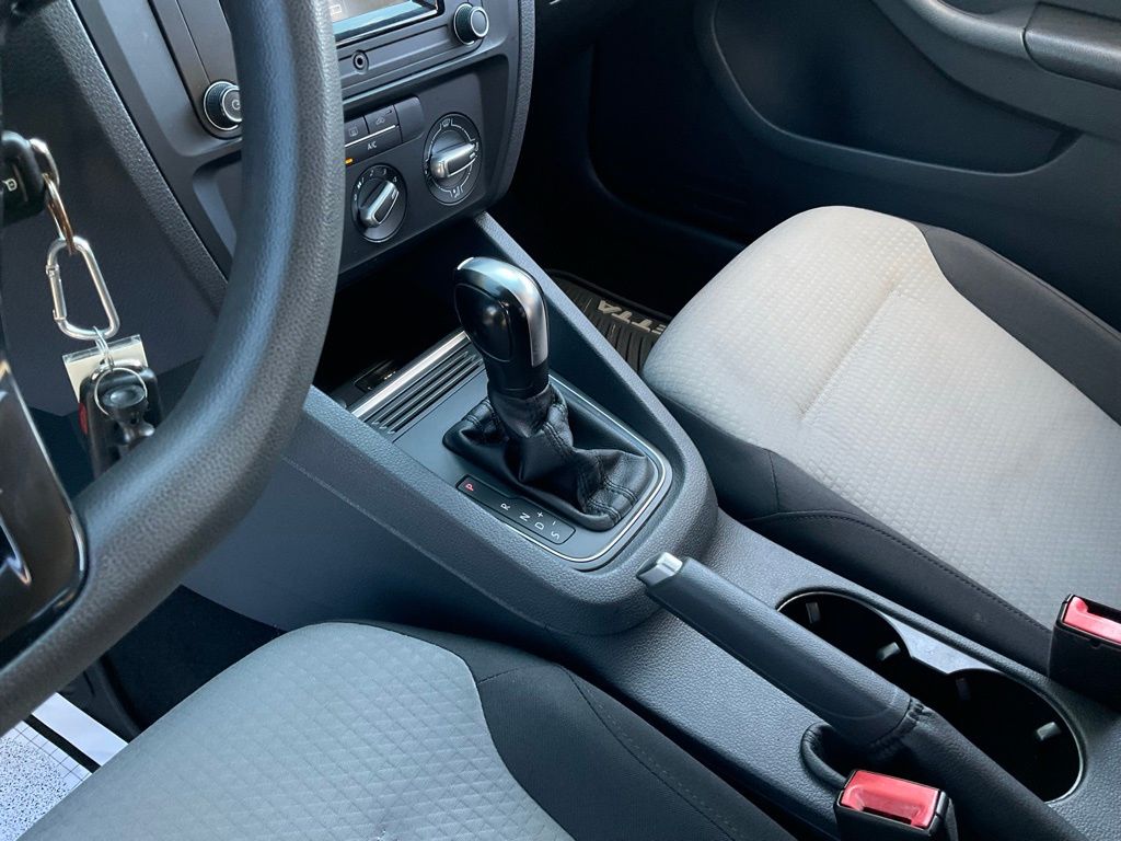 2017 Volkswagen Jetta 1.4T S photo 11