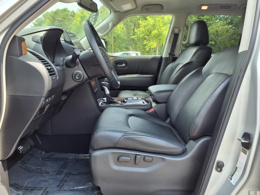 2023 Nissan Armada SL photo 2