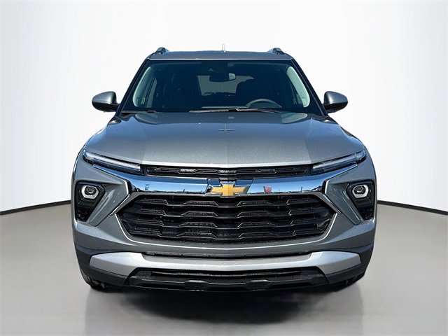 2026 Chevrolet Trailblazer LT photo 2